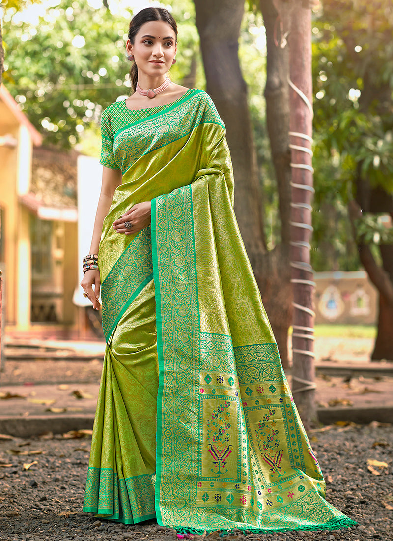 Kanjivaram Silk Wedding Wear Saree velmira